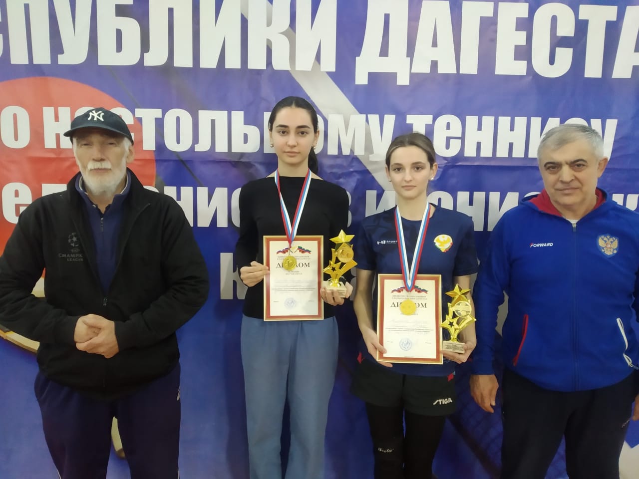 Ученица МКОУ СОШ№4 Мадина Житнова стала абсолютной чемпионкой республики Дагестан.