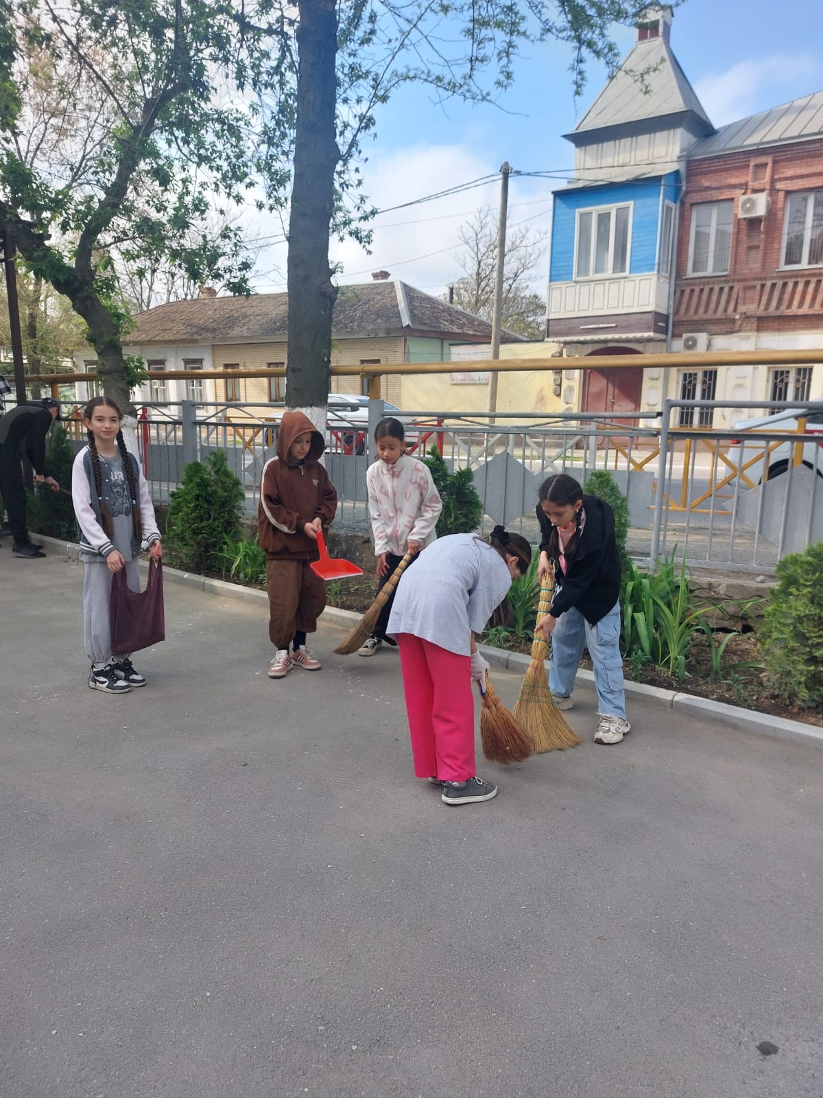 Общегородской субботник.